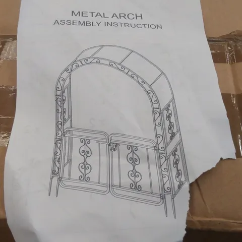 BOXED METAL ARCH