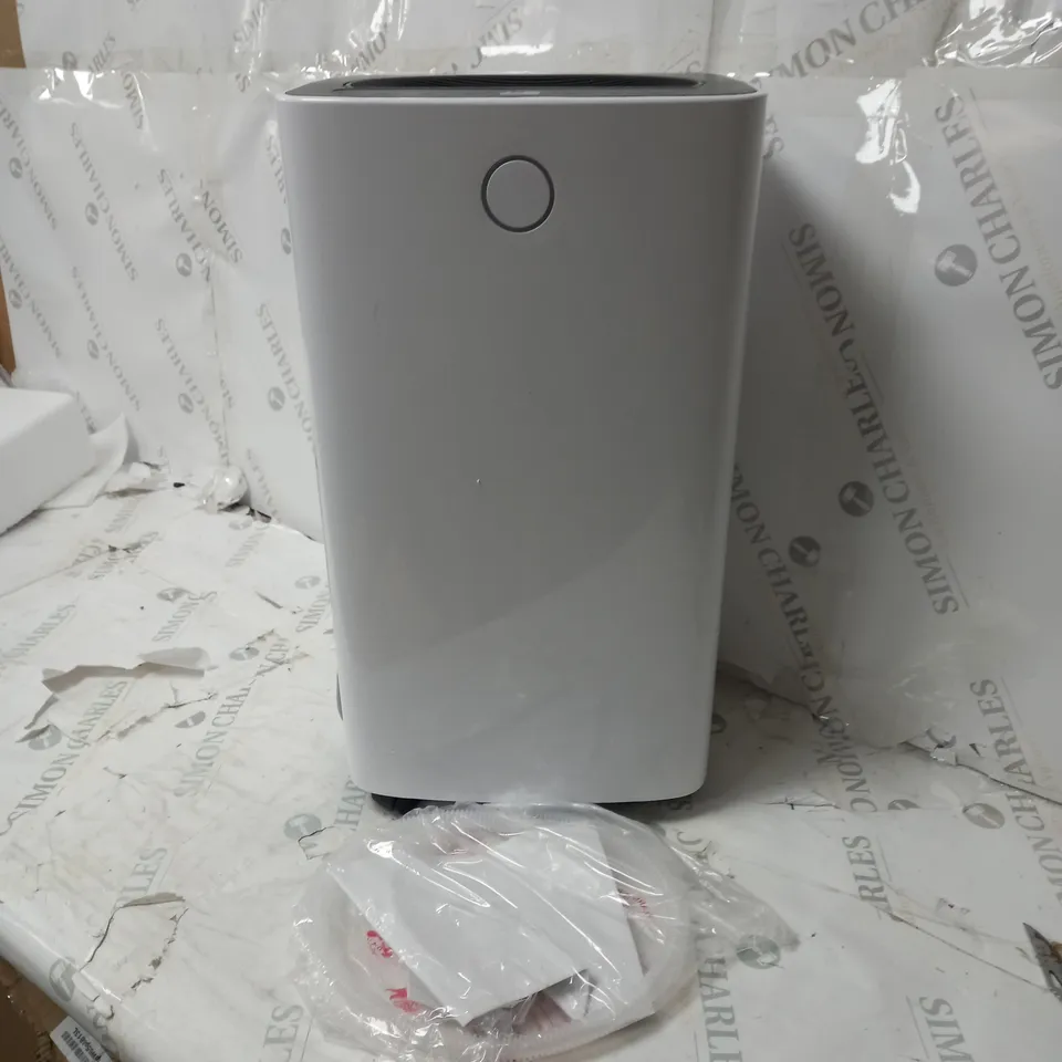 BOXED OUTLET 12L DEHUMIDIFIER WITH 2L WATER TANK AND TIMER
