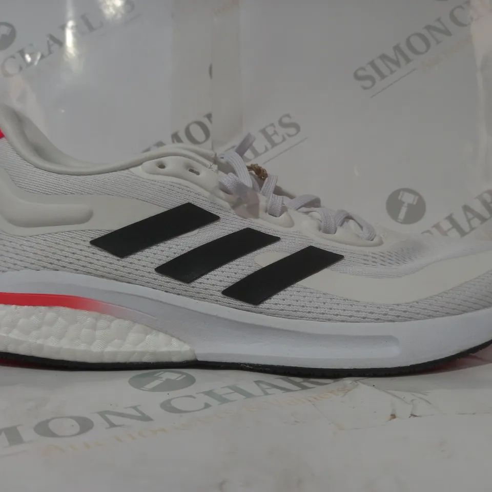 BOXED PAIR OF ADIDAS SUPERNOVA W SHOES IN WHITE/RED UK SIZE 7.5