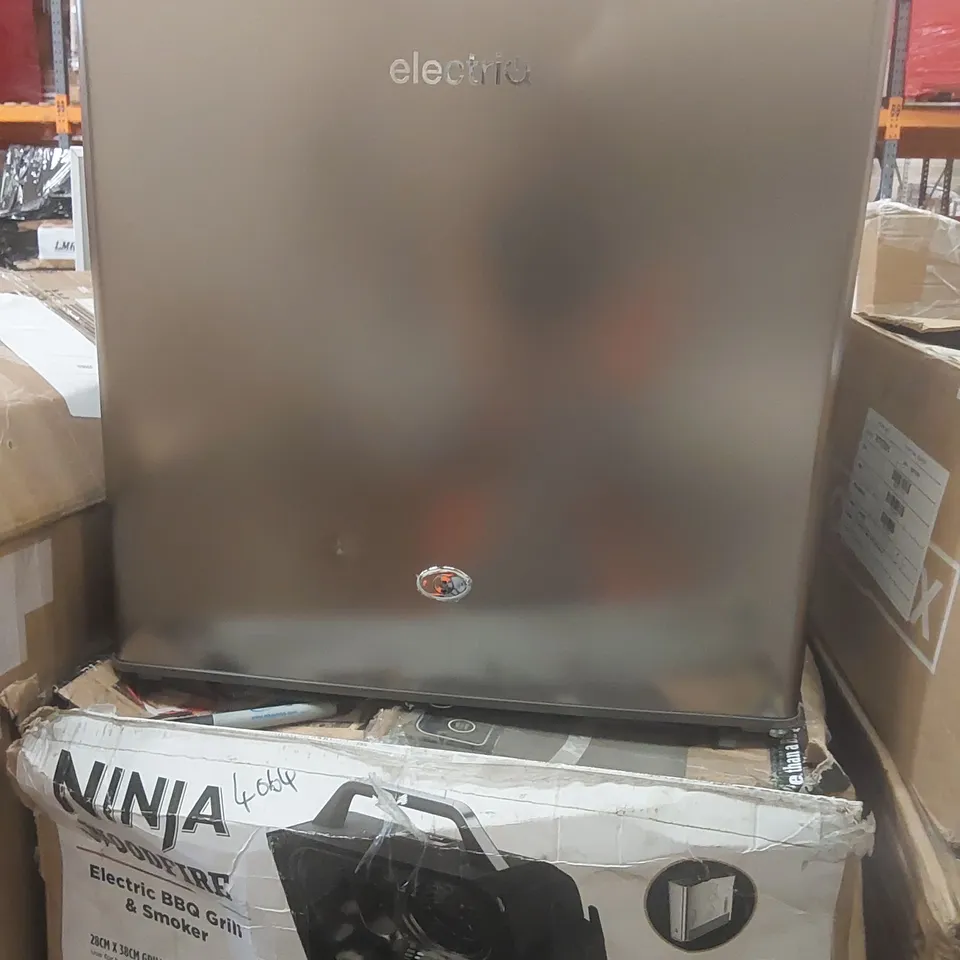 Electric BBQ Grill & Smoker Box – Stainless Steel (Ninja packaging) (VERIFY MODEL)