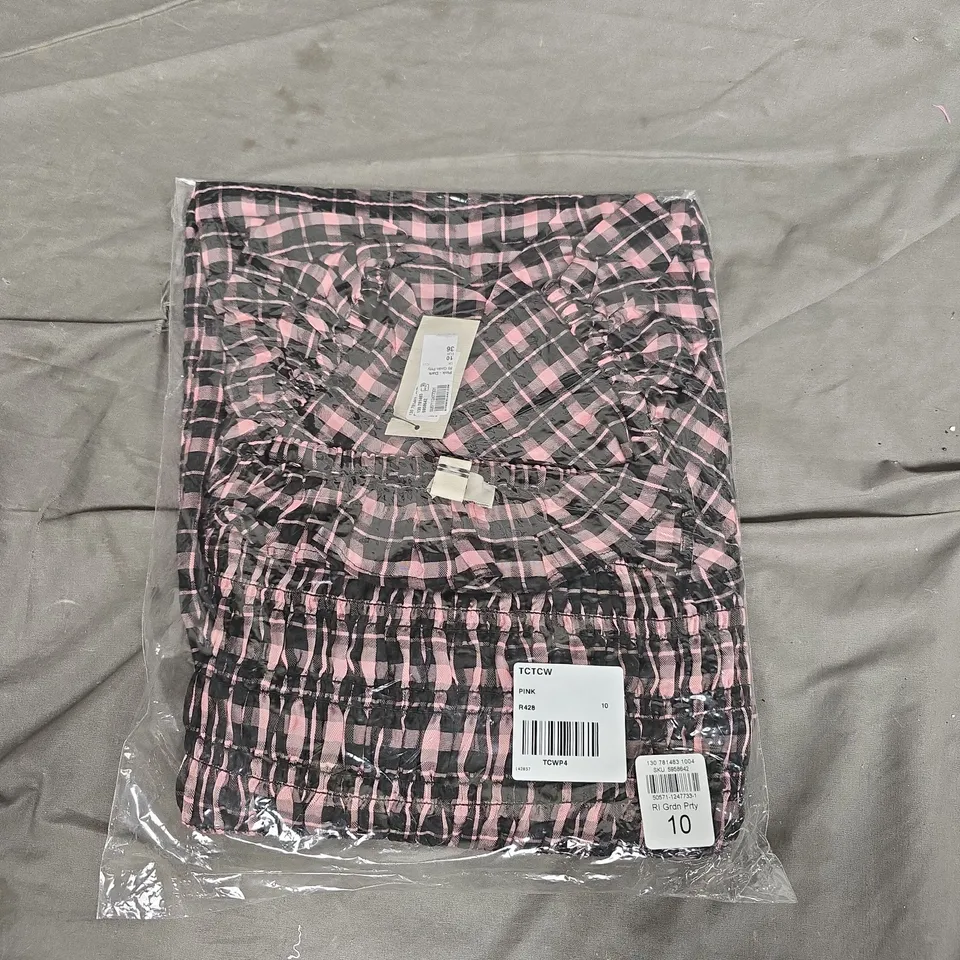 BAGGED RIVER ISLAND GARDEN PARTY DRESS IN BLACK/PINK - SIZE 10
