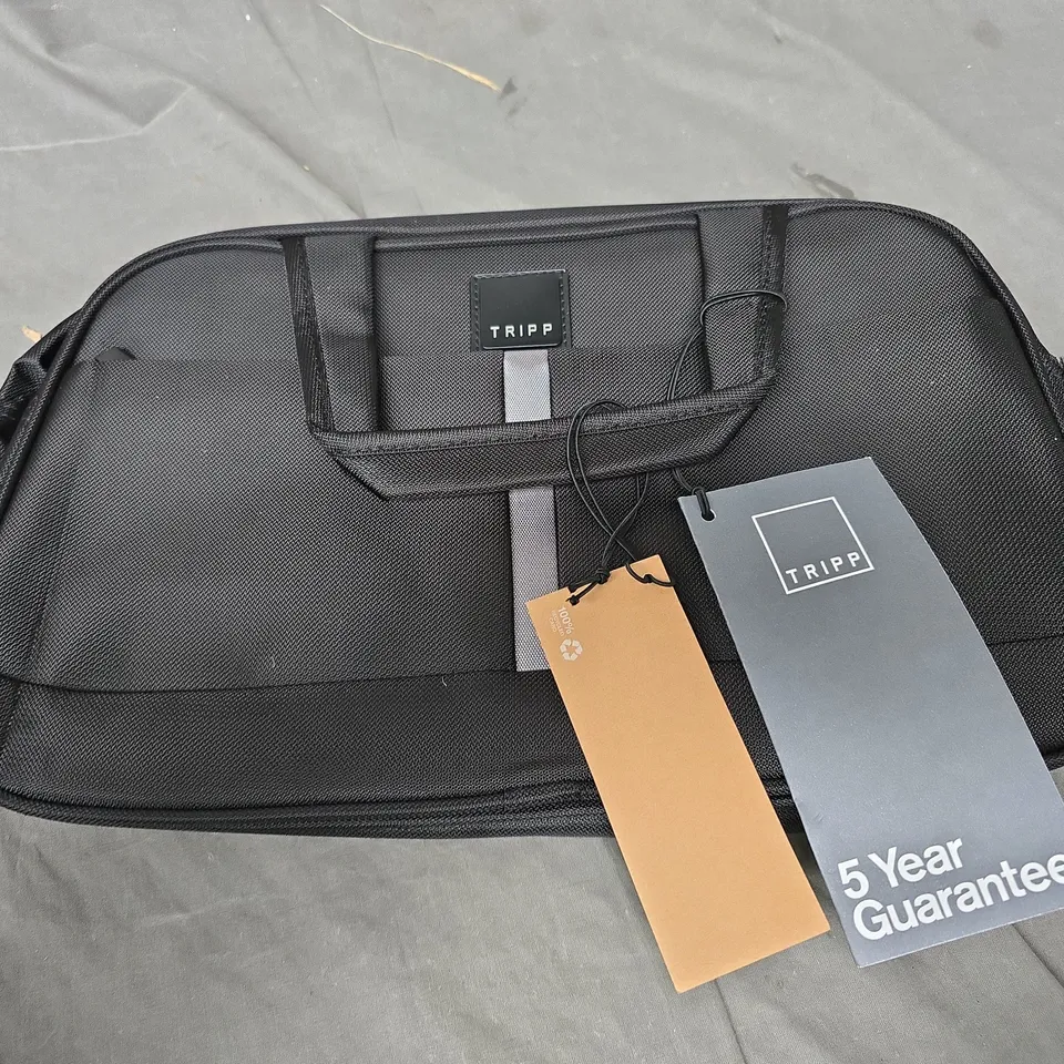 TRIPP VOYAGE FLIGHT BAG 