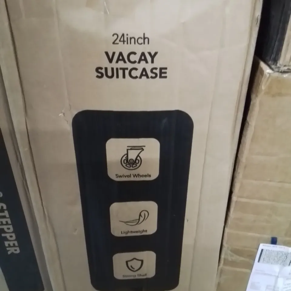 BOXED LUGG 24INCH VACAY SUITCASE 
