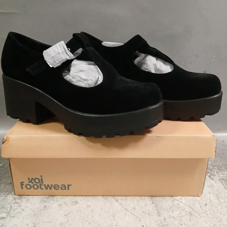 BOXED PAIR OF KOI SAI BLACK MARY JANES SUEDE EDITION IN BLACK SIZE UK 8