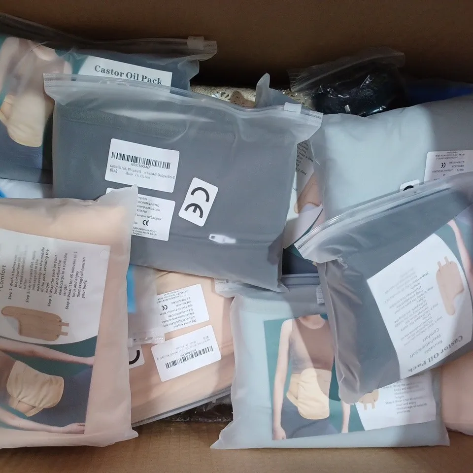 BOX OF APPROXIMATELY 10 ASSORTED HOUSEHOLD ITEMS TO INCLUDE GOGOGOAL ANTI-SLIP SOCKS, CASTOR OIL PACK, ETC