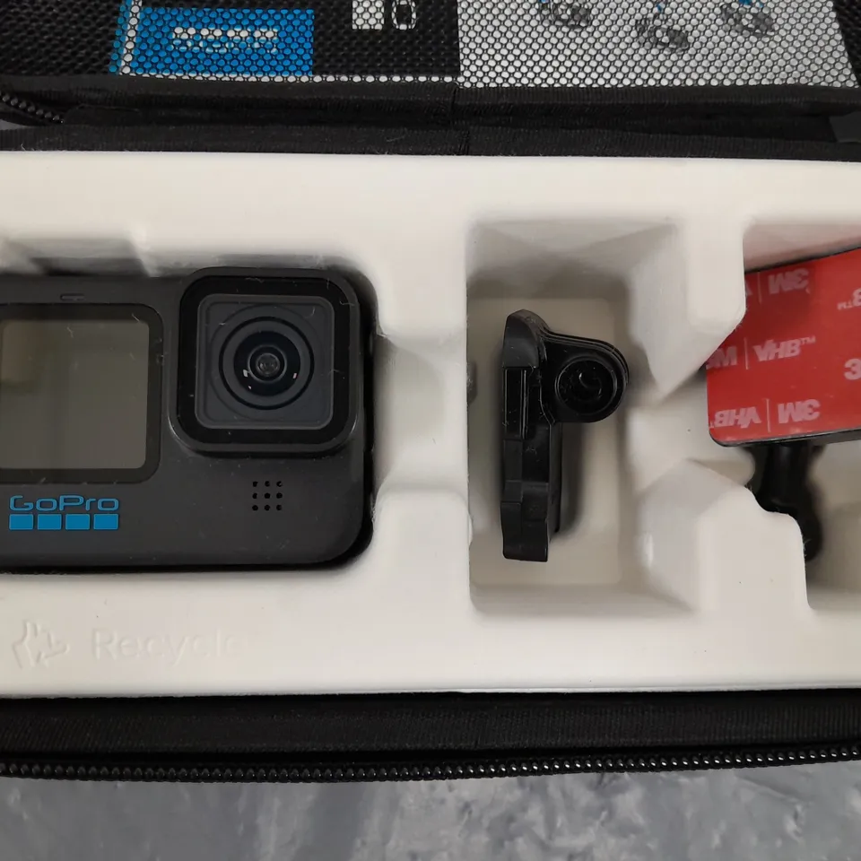 GOPRO 10 IN BLACK