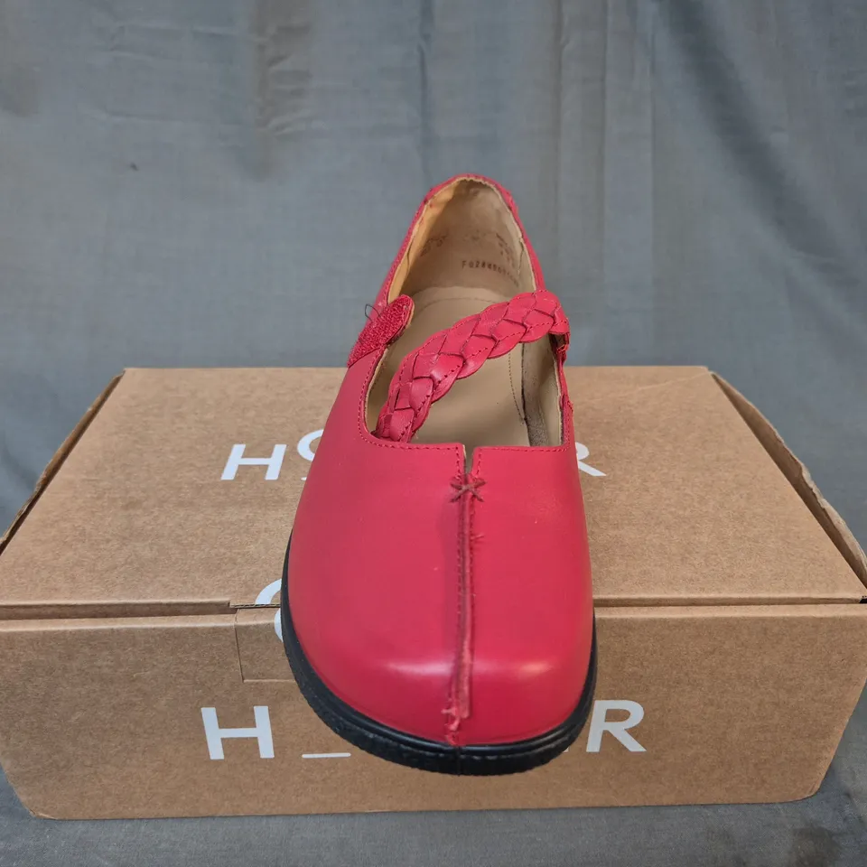 BOXED HOTTER SHAKE II WIDE SHOES - UK 8 