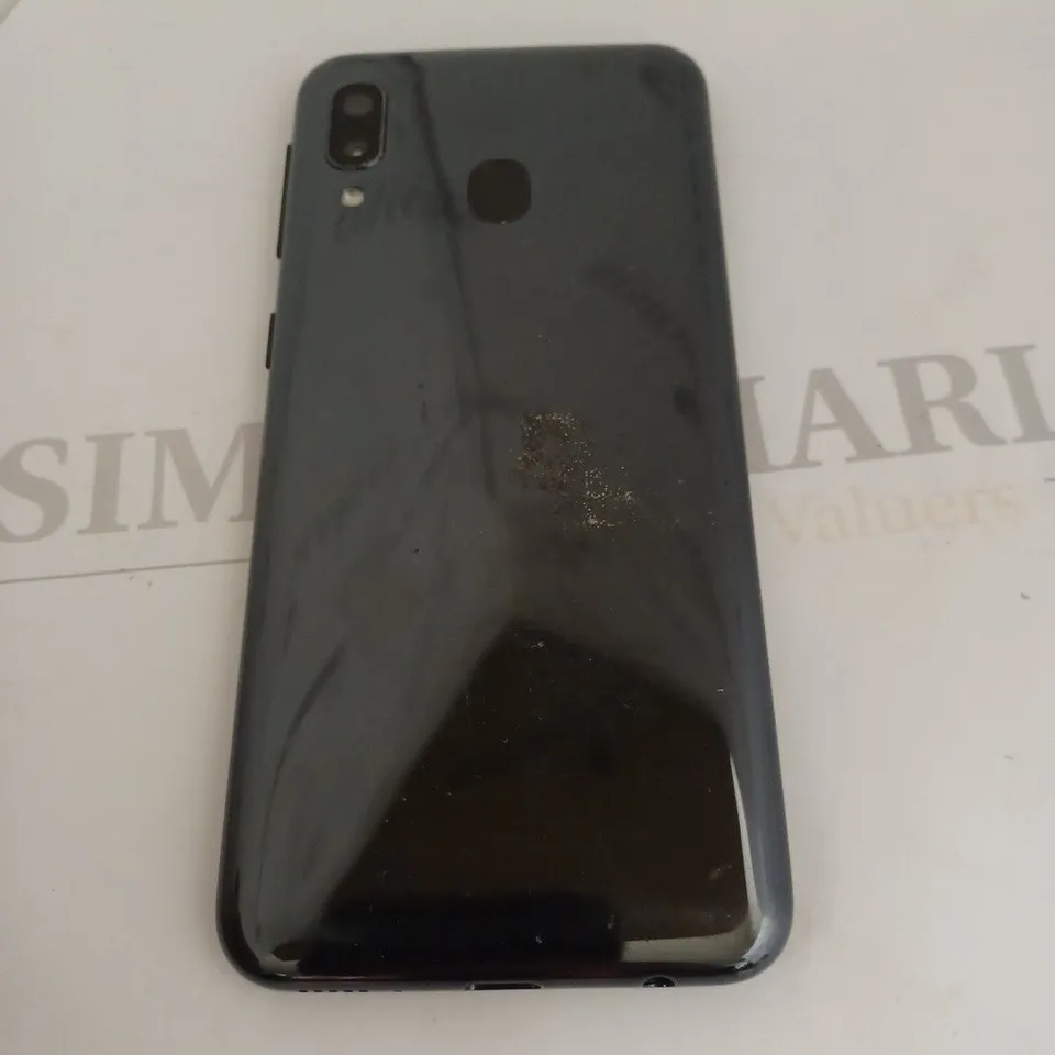 SAMSUNG GALAXY A20E MOBILE PHONE