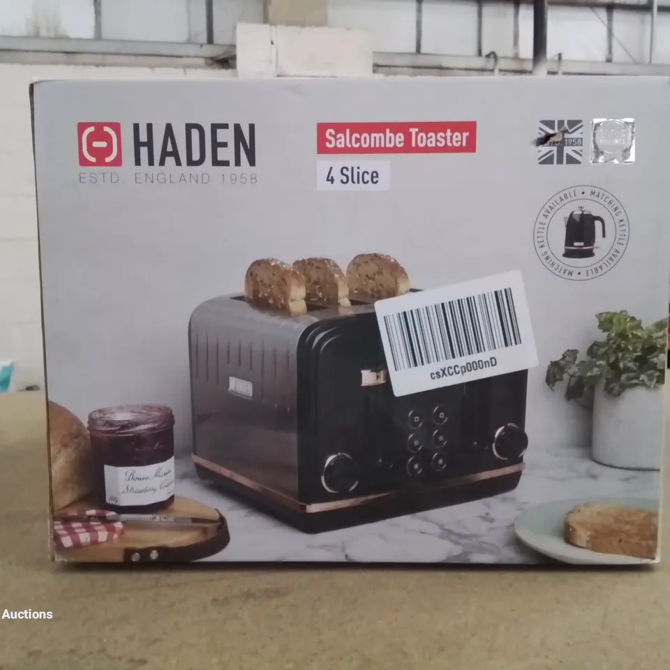 BOXED BRAND NEW HADEN 4 SLICE TOASTER IN BLACK AND ROSE GOLD