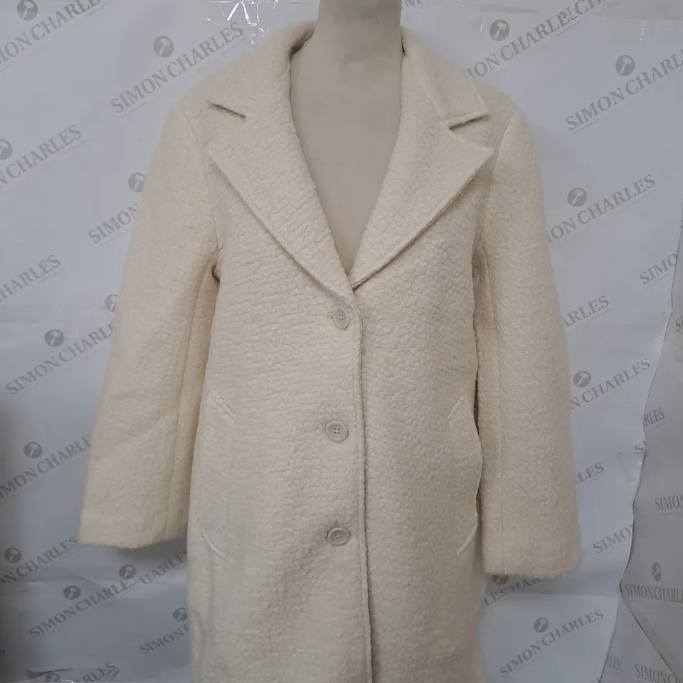 ABERCROMBIE AND FITCH BUTTONED WOOL EFFECT COAT SIZE M