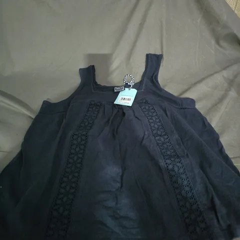 WEIRD FISH NAVY SLEEVELESS TOP WITH LACE PANELS β UK 12