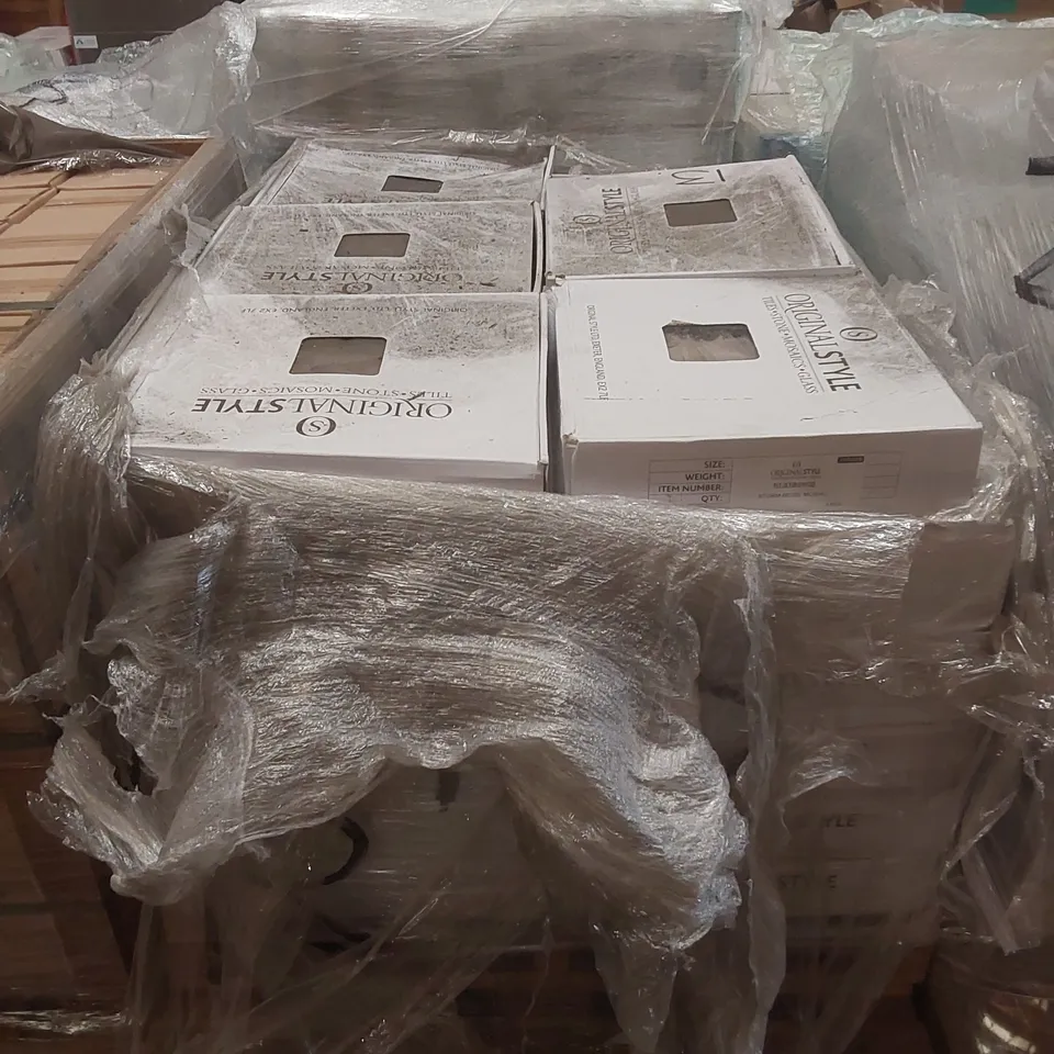PALLET CONTAINING APPROXIMATELY 172x STORM BEIGE STONE MOSAIC TILES