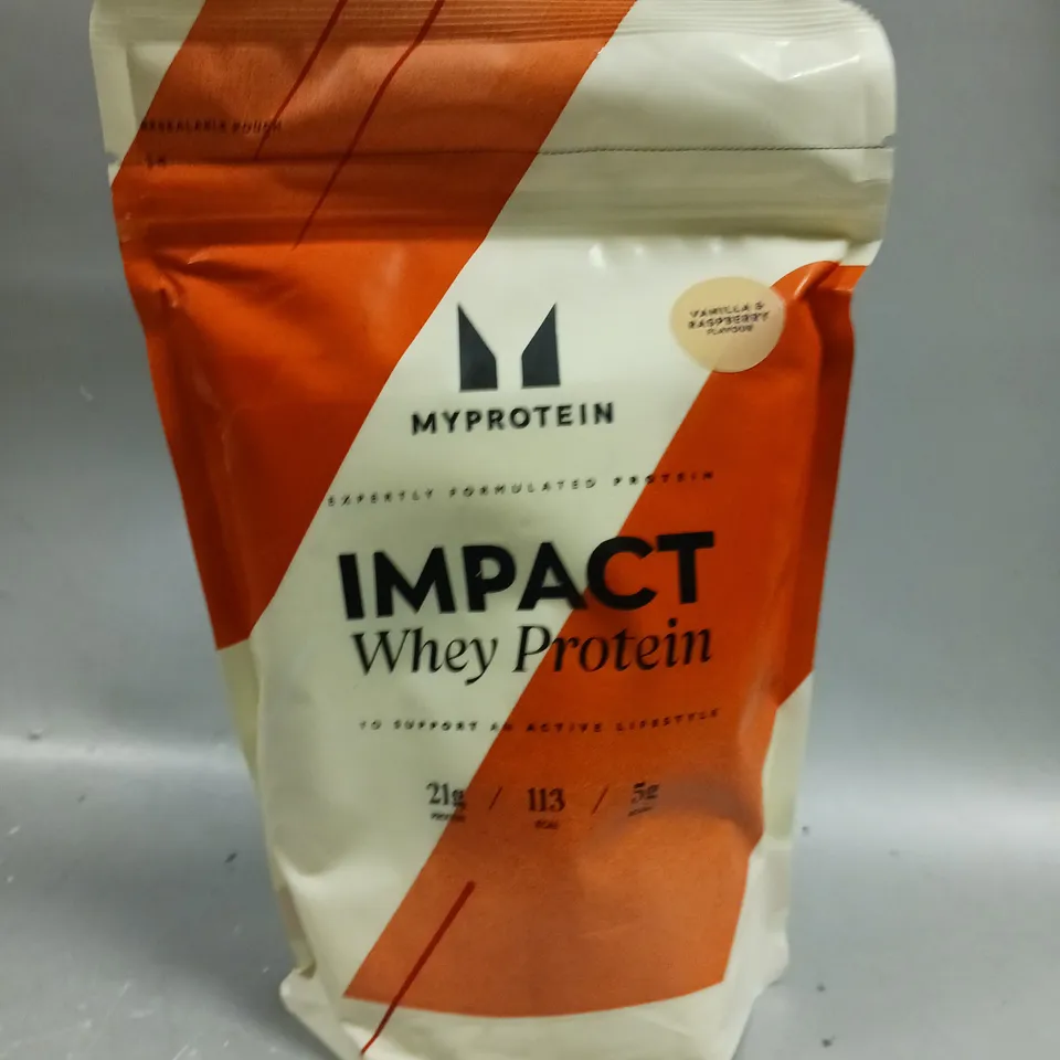 SEALED MYPROTEIN IMPACT WHEY PROTEIN - VANILLA & RASPBERRY - 500G