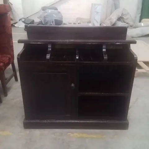 SOLID WOOD PUB RESTERAUNT CUTLERY AND CONDIMENT SIDEBOARD