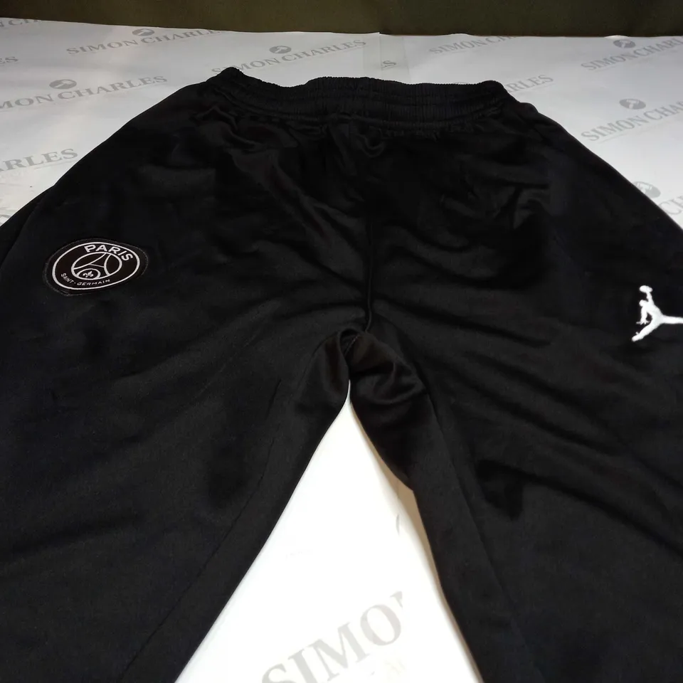 JORDAN PSG TRACKSUIT BOTTOMS IN BLACK - MEDIUM