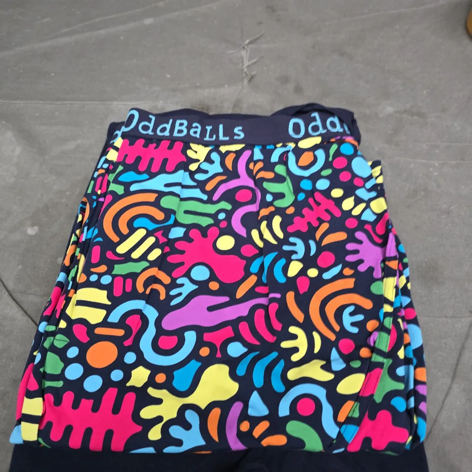 ODDBALLS NAVY T-SHIRT & MULTICOLOUR PATTERN PYJAMA SET – MEN’S UK 2XL