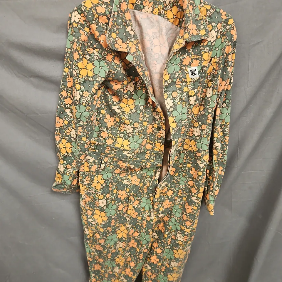 LUCY & YAK BOILERSUIT IN GREEN MULTI FLORAL SIZE XL