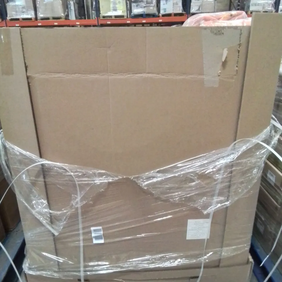 PALLET CONTAINING APPROXIMATELY 140 SETS OF 2 BRAND NEW HALLOWEEN THEMED FLEECED BLANKETS 