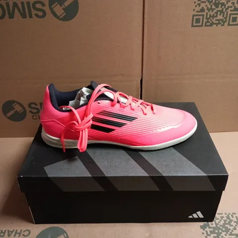 BOXED PAIR OF ADIDAS F50 LEAGUE INDOOR BOOTS IN PINK - 9