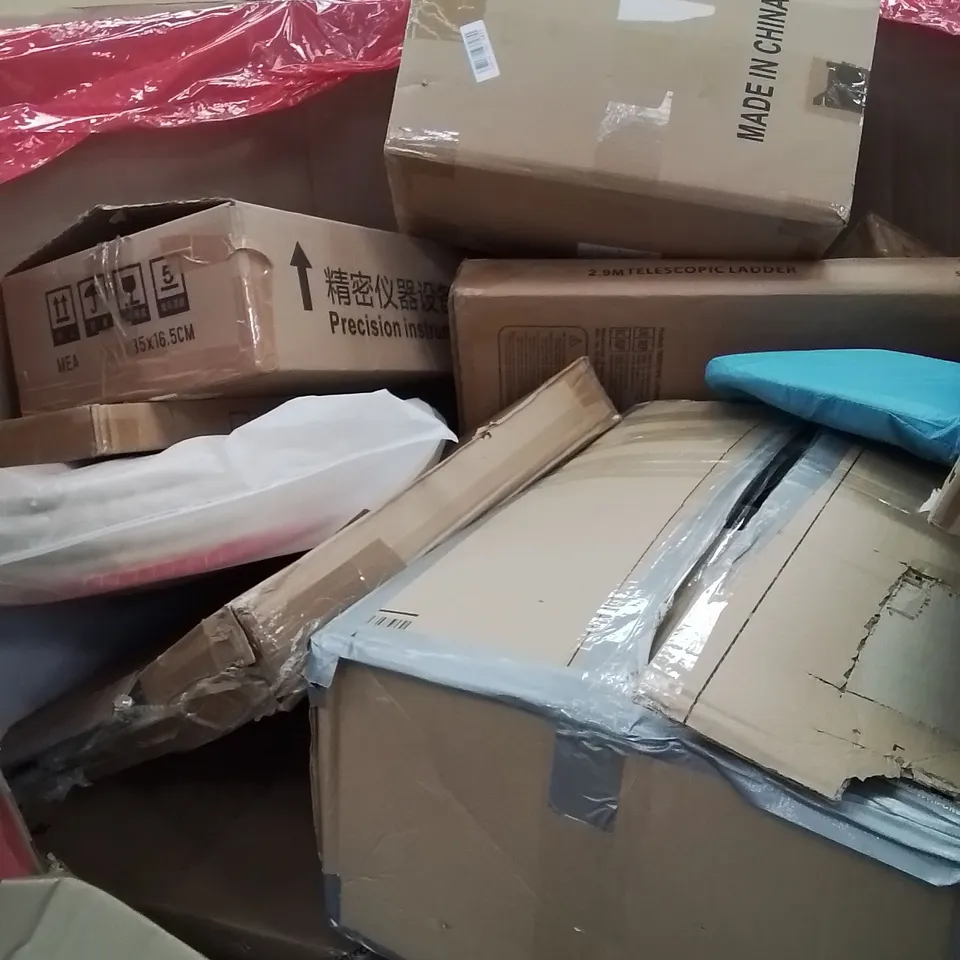 PALLET OF ASSORTED HOUSEHOLD GOODS AND PRODUCTS TO INCLUDE; COOKER HOODS, DARTS, AIR COOLER ETC