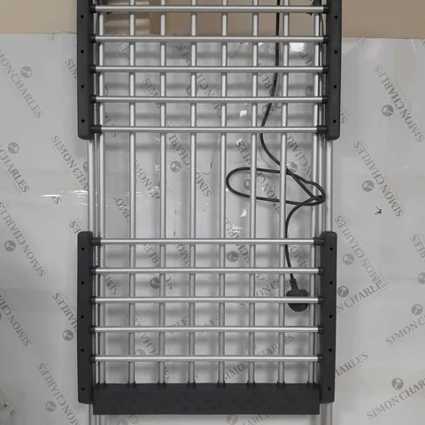 BOXED BLACK AND DECKER DELUXE ELECTRIC LAUNDRY AIRER - COLLECTION ONLY