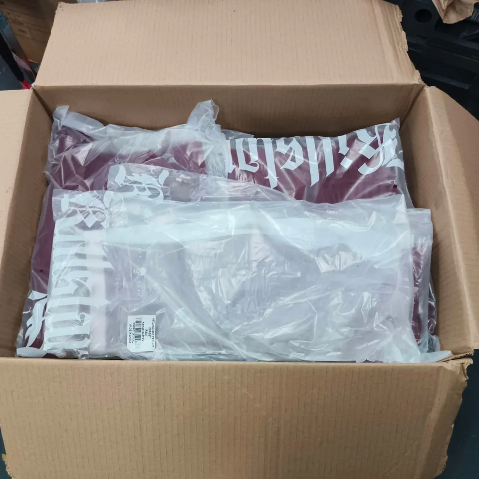 LOT OF APPROXIMATELY 55 BRAND NEW KILLSTAR CLOTHING ITEMS TO INCLUDE MORRIGAN MOON LONG SLEEVE TOPS AND DUSK EMPRESS KNIT OPS - VARIOUS SIZES