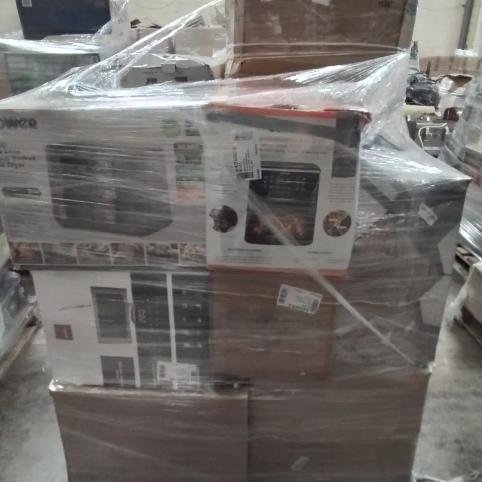 PALLET OF APPROXIMATELY 25 UNPROCESSED RAW RETURN HOUSEHOLD AND ELECTRICAL GOODS TO INCLUDE;