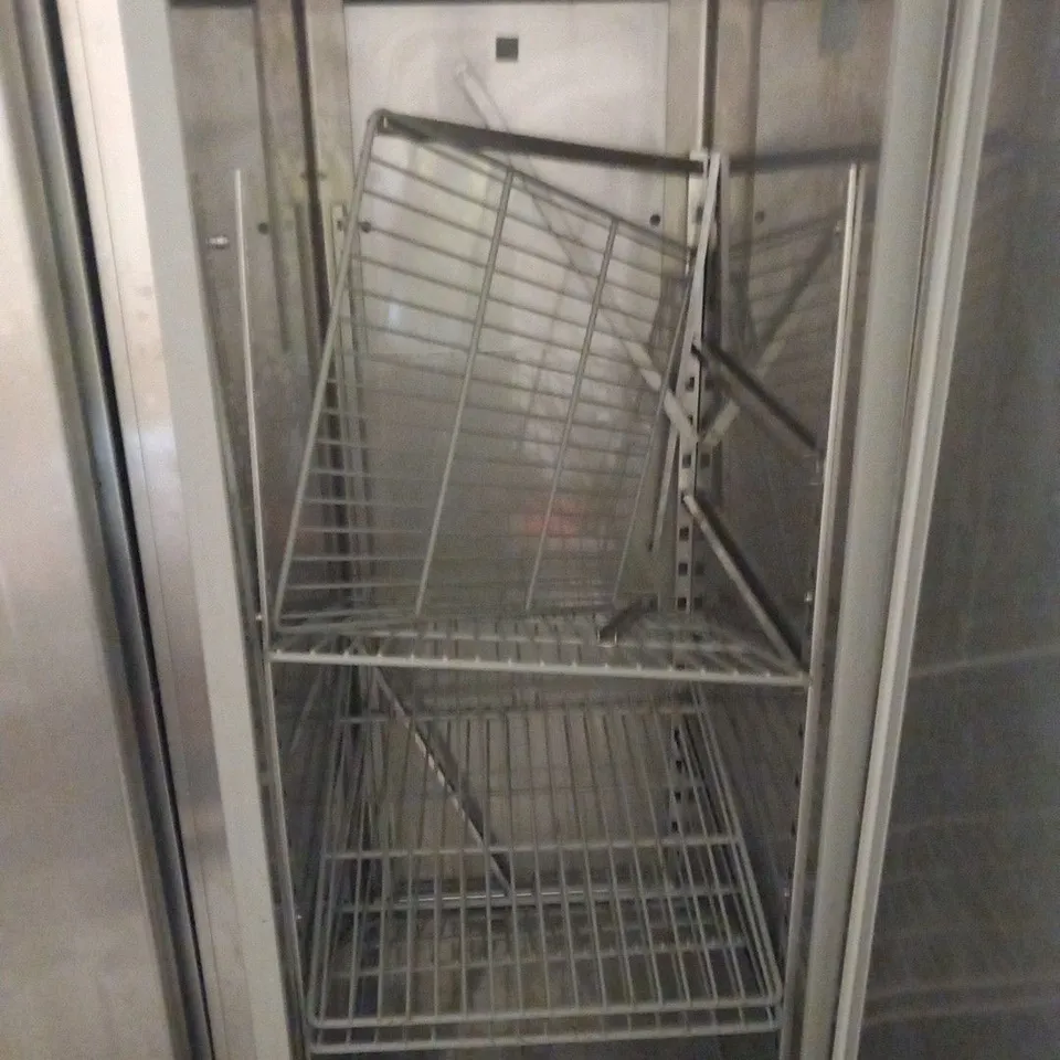 TALL STAINLESS STEEL F PLUS TN 70 REFRIGERATED UNIT