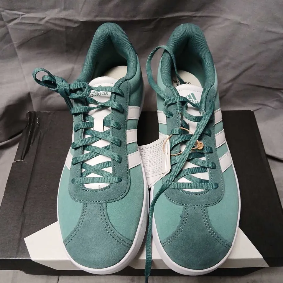 ADIDAS VL COURT 3.0 K SNEAKERS – TEAL/GREEN, UK 6.5 (EU 40)