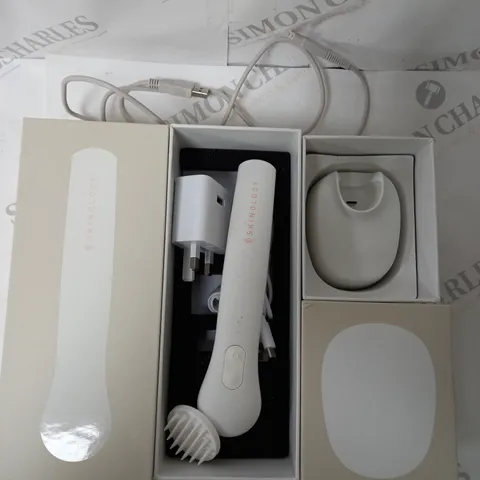 BOXED SKINOGLY SK3DAS