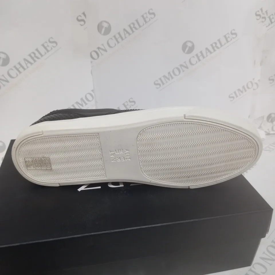 NATURALIZER ASTARA WIDE FIT LACE UP TRAINERS, BLACK/SILVER, UK 6