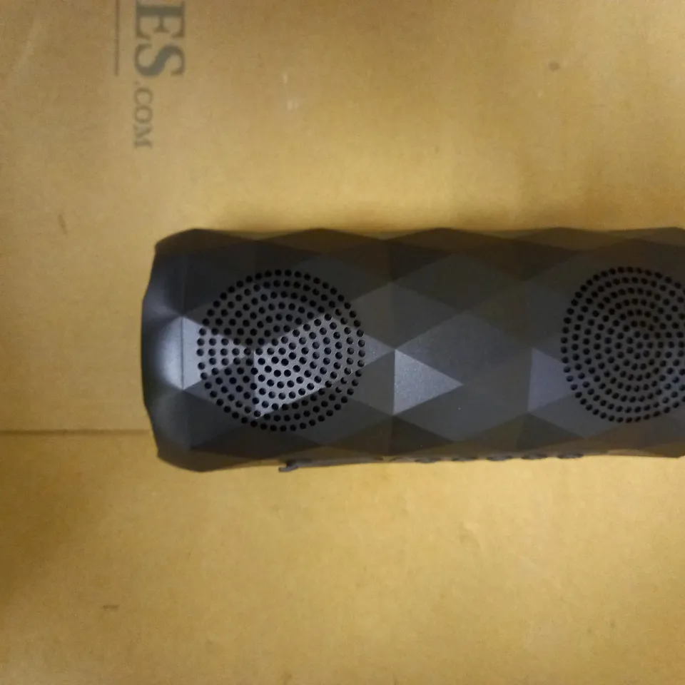 BLUETOOTH SPEAKER-LED PLAYBACK