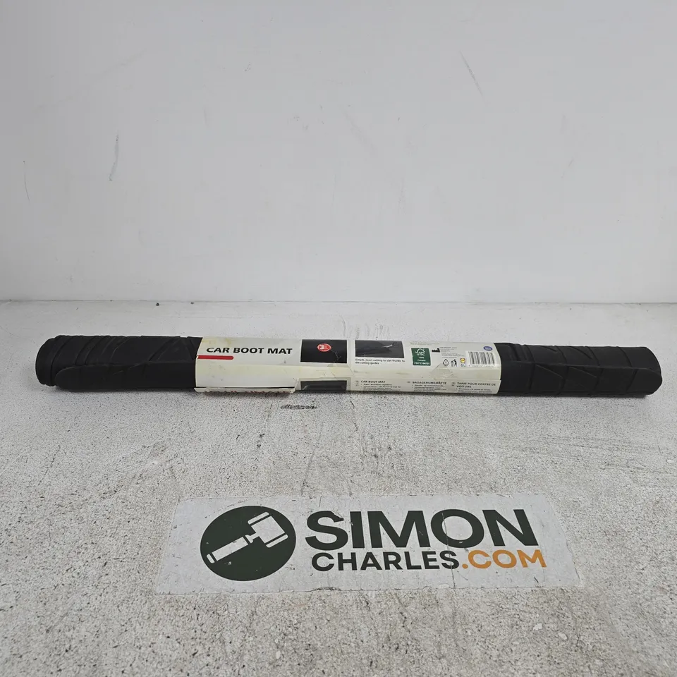 ULTIMATE SPEED CAR BOOT MAT 120 X 80CM APPROX