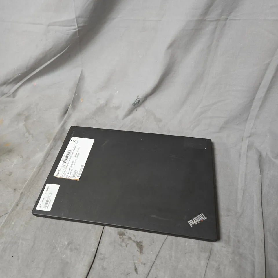 LENOVO THINKPAD X260 LAPTOP – I5-6200U, 8GB RAM, 256GB SSD, 12.5-INCH DISPLAY