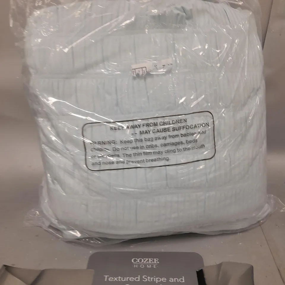BOXED SUPERSOFT BY COZEE HOME TEXTURED STRIPE DUVET SET IN SOFT BLUE - KING SIZE  