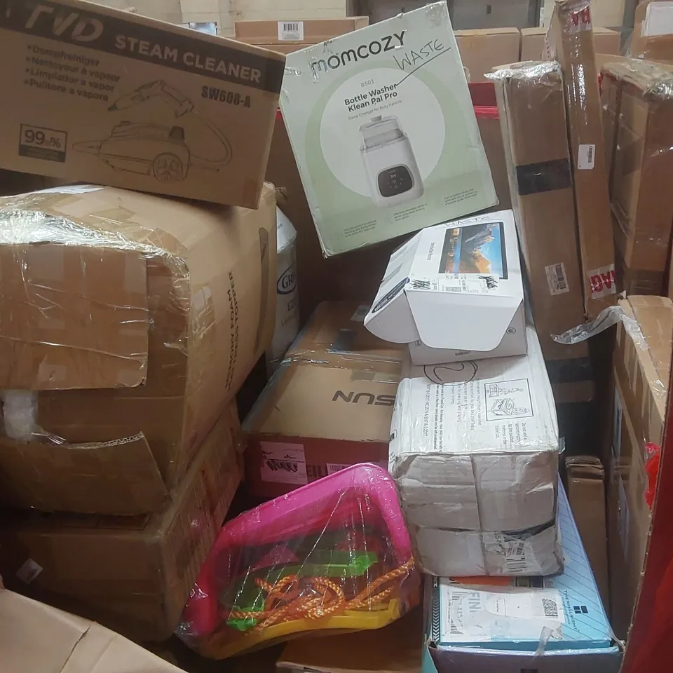 PALLET CONTAINING A LARGE QUANTITY OF ASSORTED ITEMS INCLUDING: MOMCOZY BOTTLE WASHER, THERMAL RIGHT 360 AIO COOLER, STRETCHED BAR MONITOR, GRACO LIGHTWEIGHT STROLLER, MEMORY FOAM MATTRESS TOPPER, STE