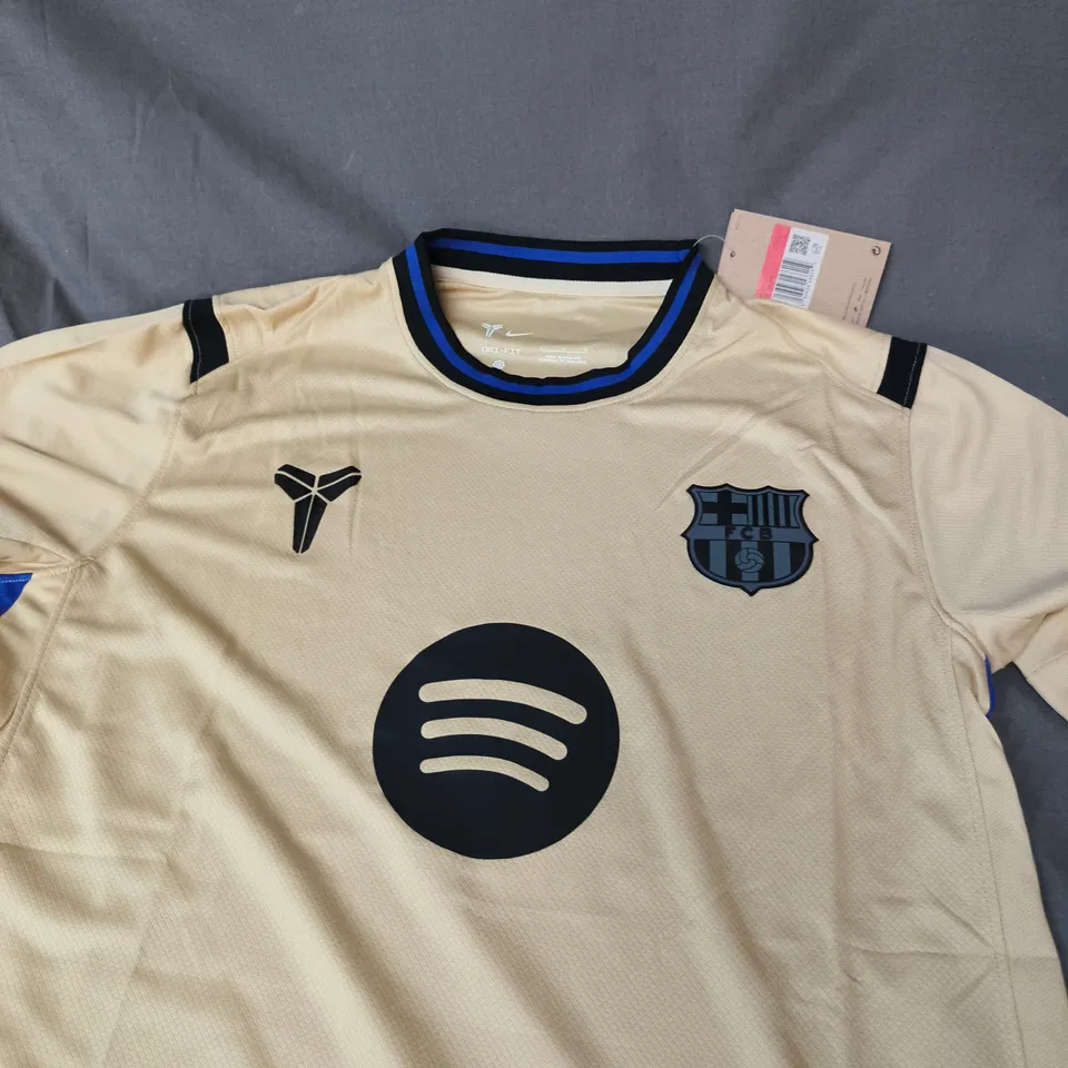 FC BARCELONA NIKE AWAY FOOTBALL SHIRT –SIZE L