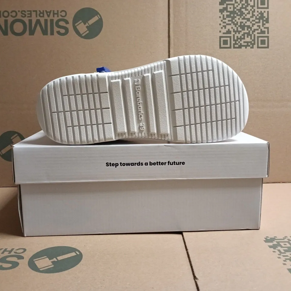 BOXED PAIR OF BAREBARICS ZING HI TOP SHOES IN WHITE SIZE UK 6