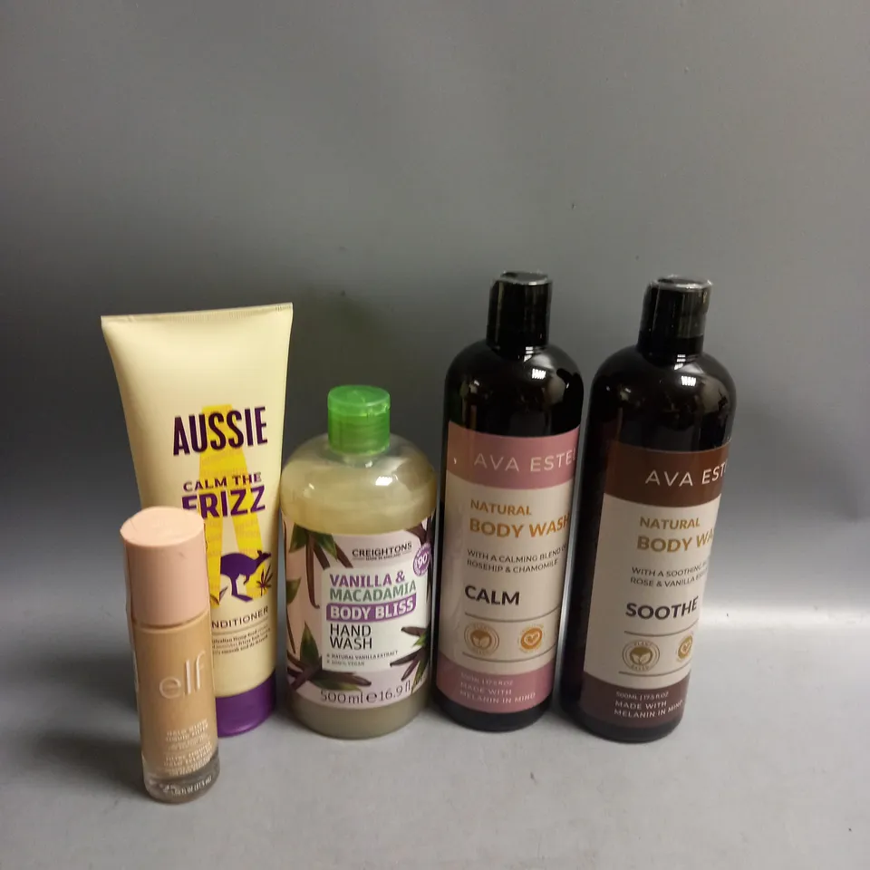 BOX OF APPROXIMATELY 20 COSMETIC ITEMS TO INCLUDE - aussie calm the frizz conditioner - elf halo glow liquid filter  ETC 