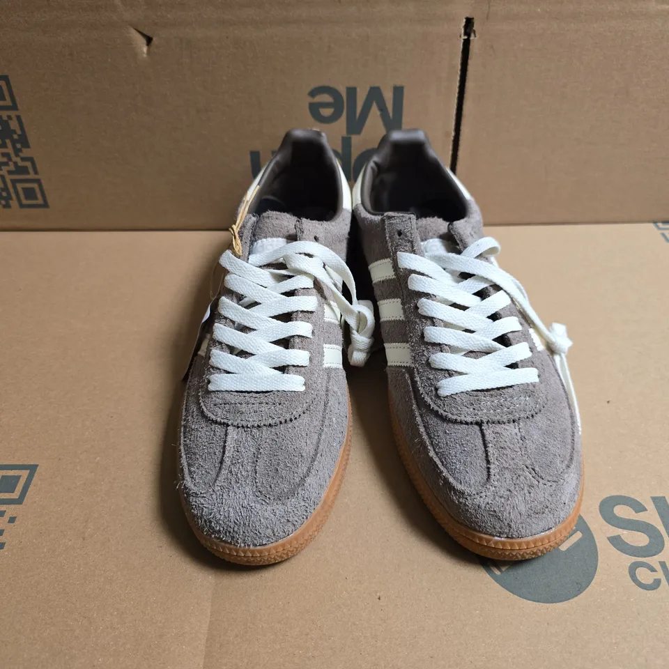 UNBOXED PAIR OF ADIDAS SPEZIAL TRAINERS IN TAUPE - UK 8