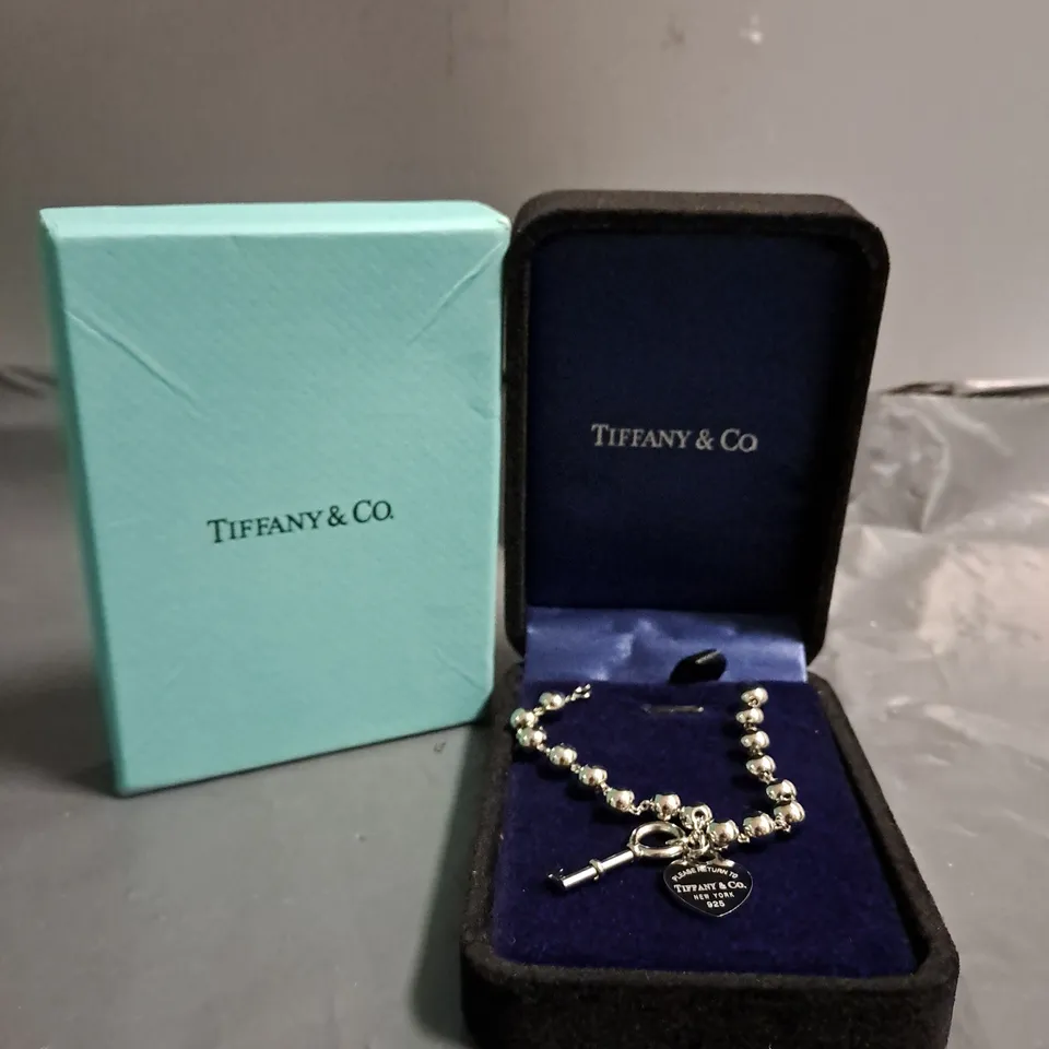 BOXED TIFFANY & CO HEART & KEY BRACELET 