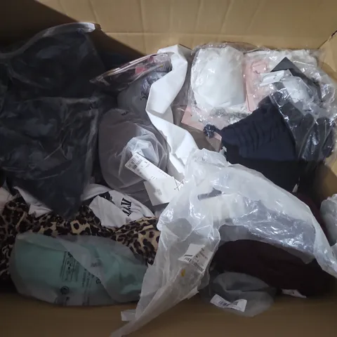 LARGE BOX OF APPROXIMATELY 25 ASSORTED CLOTHING ITEMS IN VARIOUS COLOURS, STYLES AND SIZES - COLLECTION ONLY