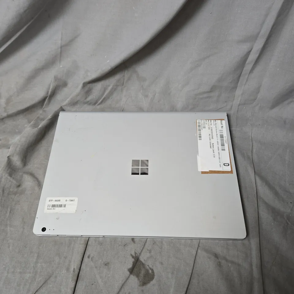 MICROSOFT SURFACE BOOK 2 13.5-INCH I7-8650U 16GB RAM 512GB SSD – SILVER, WIFI