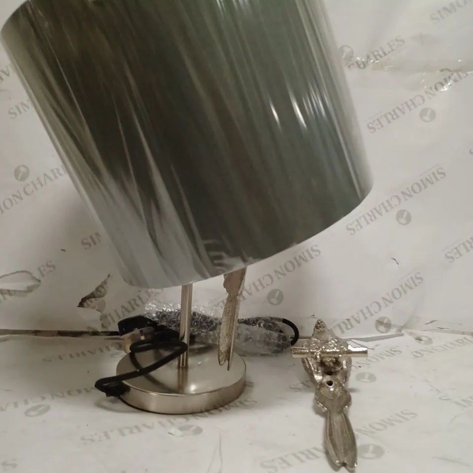 ALISON CORK DOUBLE PARROT DETAIL TABLE LAMP