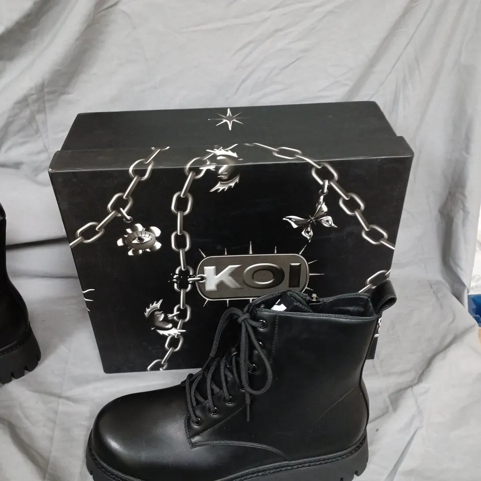 KOI BLACK LEATHER COMBAT BOOTS – BOXED - UK 10 