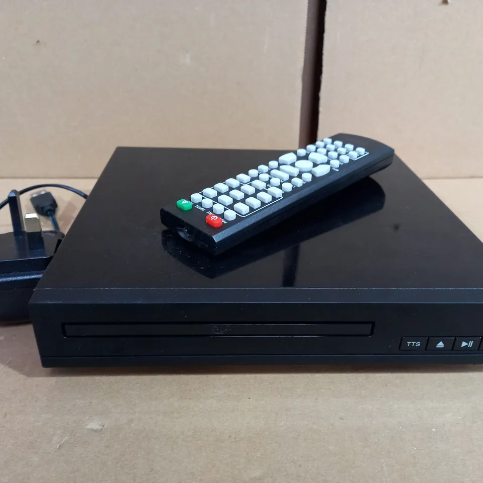 ONN HDMI DVD PLAYER WITH REMOTE