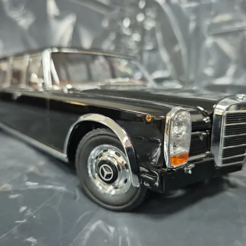 KK SCALE MERCEDES-BENZ 600 W100 PULLMAN 1:18 SCALE MODEL