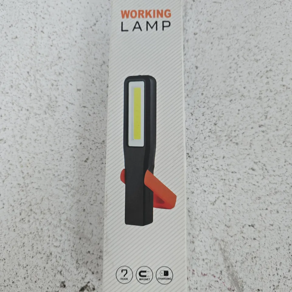 PORTABLE LED WORKING LAMP WITH MAGNET & HOOK