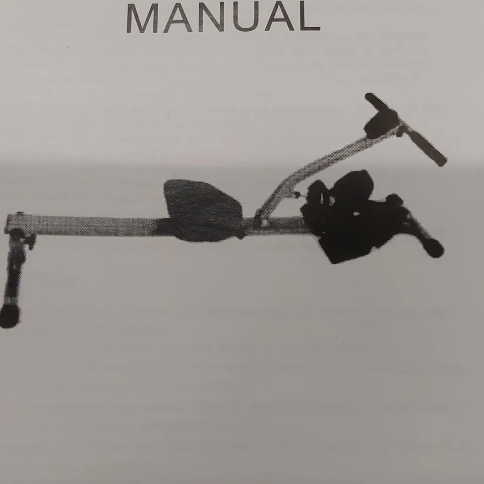 BOXED ROWING MACHINE 