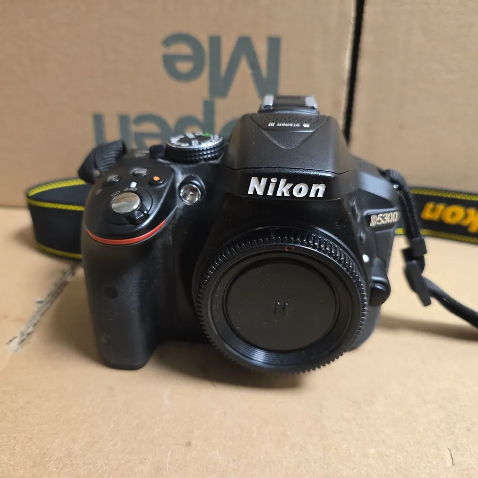 NIKON D5300 DSLR CAMERA